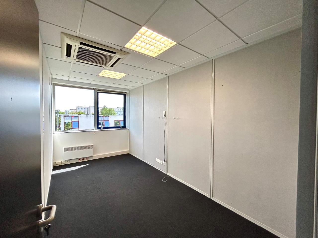 Bureau Saint-Grégoire 400m² Location bureau Saint-Grégoire Ille-et-Vilaine OLBUR2112857 6